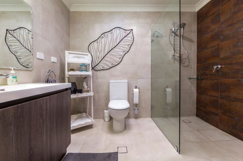 Horizons Retreat & Golf, Villa 133 - Sydney Tourism 9