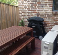 Hideaway Holiday Apartments - Sydney Tourism