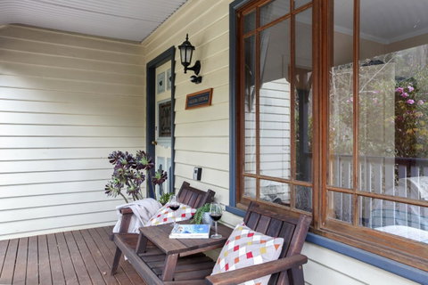Allegra Cottage Of Leura - Sydney Tourism 10
