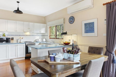 Allegra Cottage Of Leura - Sydney Tourism 1