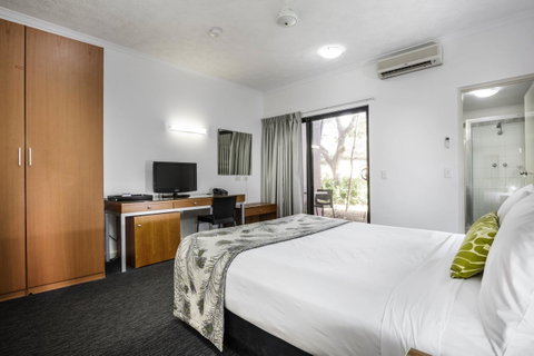 Mercure Darwin Airport Resort - Sydney Tourism 26