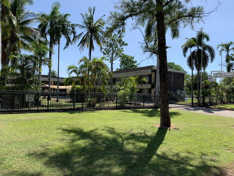 Pine Tree Motel - Sydney Tourism 3