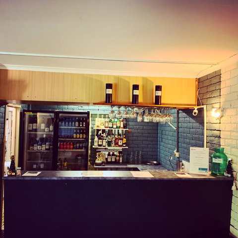 Pine Tree Motel - Sydney Tourism 8