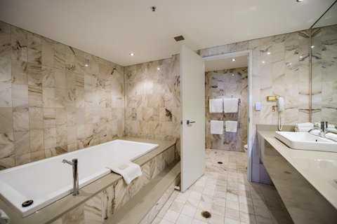 Hilton Darwin - Sydney Tourism 35