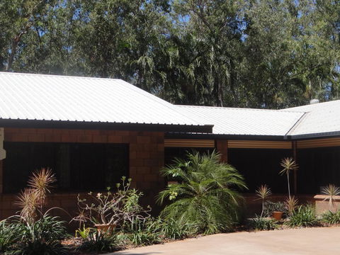 DARWIN'S SHADY ACRES RETREAT - Sydney Tourism 5