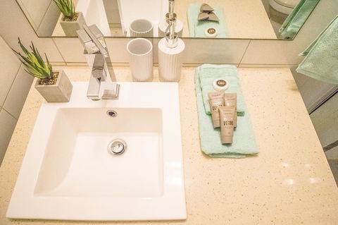 ZEN QUEST - The NOMADS PAD Near Nightcliff Markets & Sunset Foreshore - Sydney Tourism 20