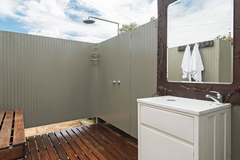 Mount Bundy Station - Sydney Tourism 3