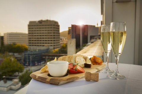 Novotel Canberra - Sydney Tourism 38