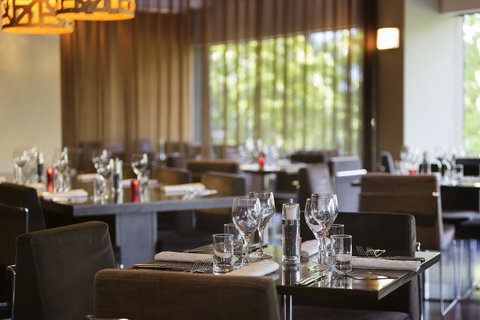 Novotel Canberra - Sydney Tourism 12