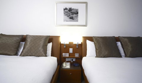 Novotel Canberra - Sydney Tourism 18