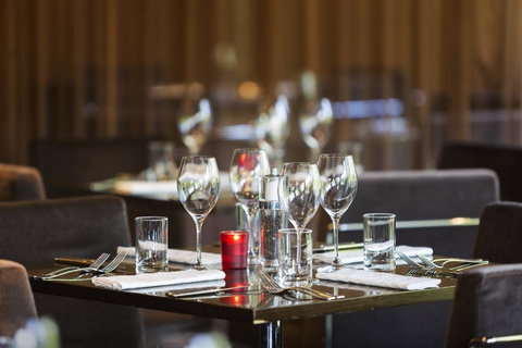 Novotel Canberra - Sydney Tourism 44
