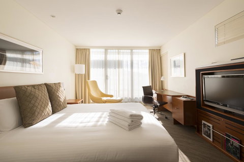 Novotel Canberra - Sydney Tourism 10