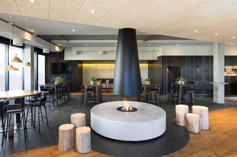 Hotel Realm - Sydney Tourism 3