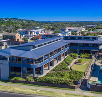 Lennox Holiday Apartments - Sydney Tourism