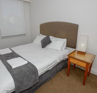 Bond 1603 - Sydney Tourism