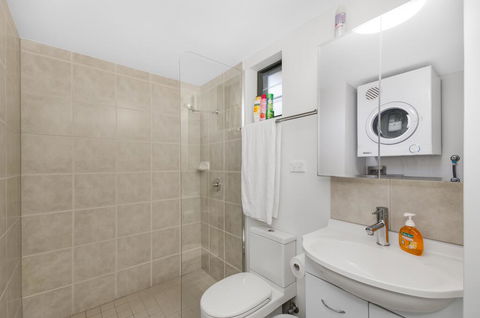 BOUTIQUE APARTMENTS BEACH LOCATION - Sydney Tourism 2