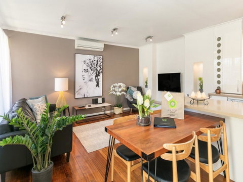 Boutique Stays - Sandy Breeze 3 - Sydney Tourism 0