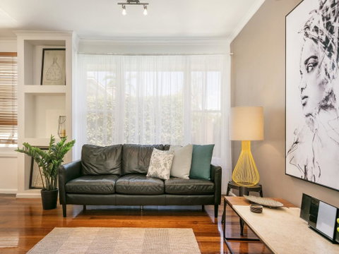 Boutique Stays - Sandy Breeze 3 - Sydney Tourism 1