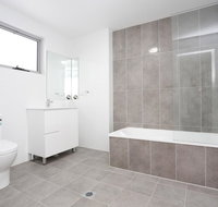 Brand new Family Friendly Apartment for 7 - Sydney Tourism