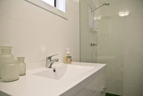 Breakaway Views Lia Place - Sydney Tourism 3