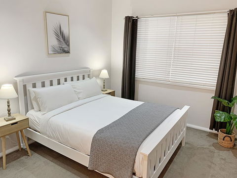 Bright 3-bedroom Apartment - Central Armidale - Sydney Tourism 2