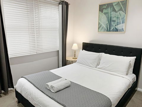 Bright 3-bedroom Apartment - Central Armidale - Sydney Tourism 3