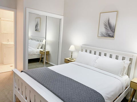 Bright 3-bedroom Apartment - Central Armidale - Sydney Tourism 1