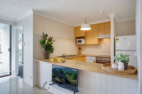 Broadbeach Pacific Resort - Sydney Tourism 2