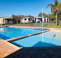 Broadwater Beach Cottage with WiFi - Sydney Tourism