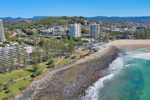 Bujerum Apartments On Burleigh - Sydney Tourism 1