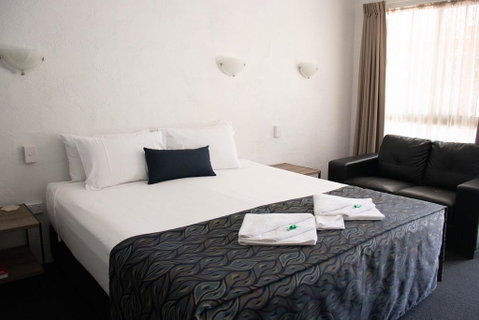 Bundaberg Spanish Motor Inn - Sydney Tourism 3