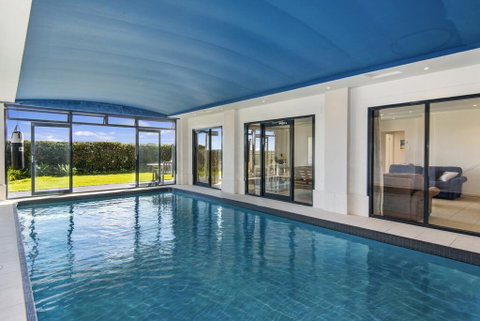 Bungan Beach House - Heated Indoor Pool - Sydney Tourism 2