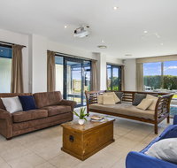 Bungan Beach House - heated indoor pool - Sydney Tourism