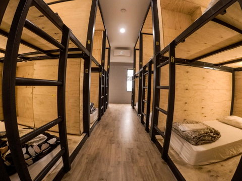 Bunk Inn Hostel - Sydney Tourism 0