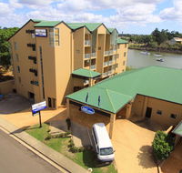 Burnett Riverside Hotel - Sydney Tourism