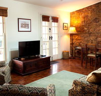 Byronsvale Vineyard and Accommodation - Sydney Tourism