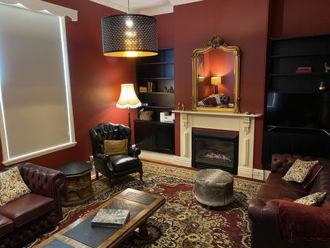 Campbell House - Sydney Tourism 1