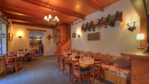 Candlelight Lodge - Sydney Tourism 1