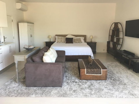 Casablanca, Peaceful Couples Retreat, Avalon Beach - Sydney Tourism 3