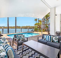 Castaway at the Greens - Sydney Tourism