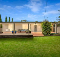 Casual Beachin It Family Getaway- with Bungalow on Beachfront - Sydney Tourism
