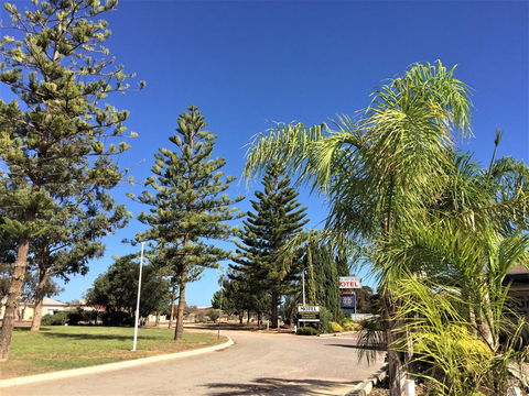 Ceduna Motor Inn - Sydney Tourism 1