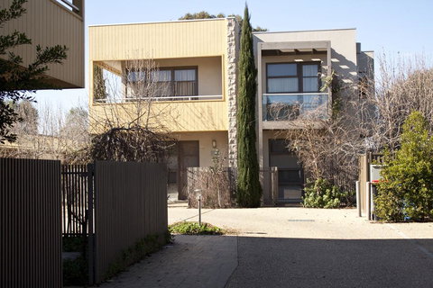Central Shepparton Apartments - Sydney Tourism 0