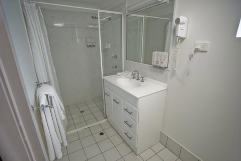 Centrepoint Motor Inn - Sydney Tourism 3