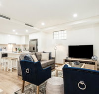CHARMING BREAM 671I - Sydney Tourism