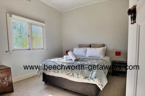 Cherry Blossom Cottage - Beechworth-Getaways - Sydney Tourism 3