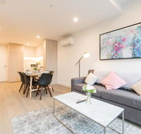 Chloe Serviced Apartment 1 bedroom Family - Sydney Tourism