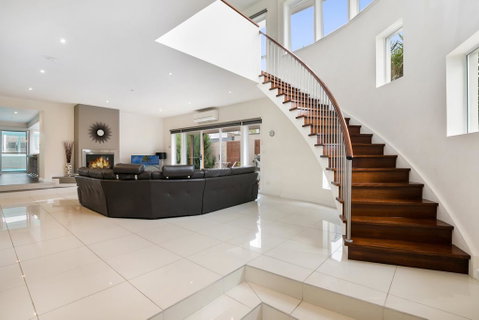 Chunar Lodge - Sydney Tourism 1