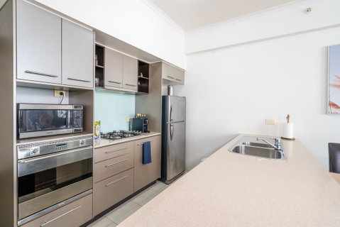 City Centre Convenience!Free Wifi, Parking, Netflix, Wine - Sydney Tourism 1