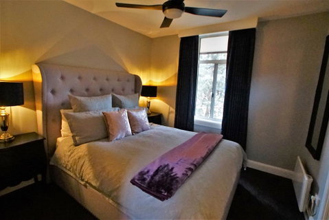 City Life Apartment-full Kitchen & Separate Bedroom - Sydney Tourism 3